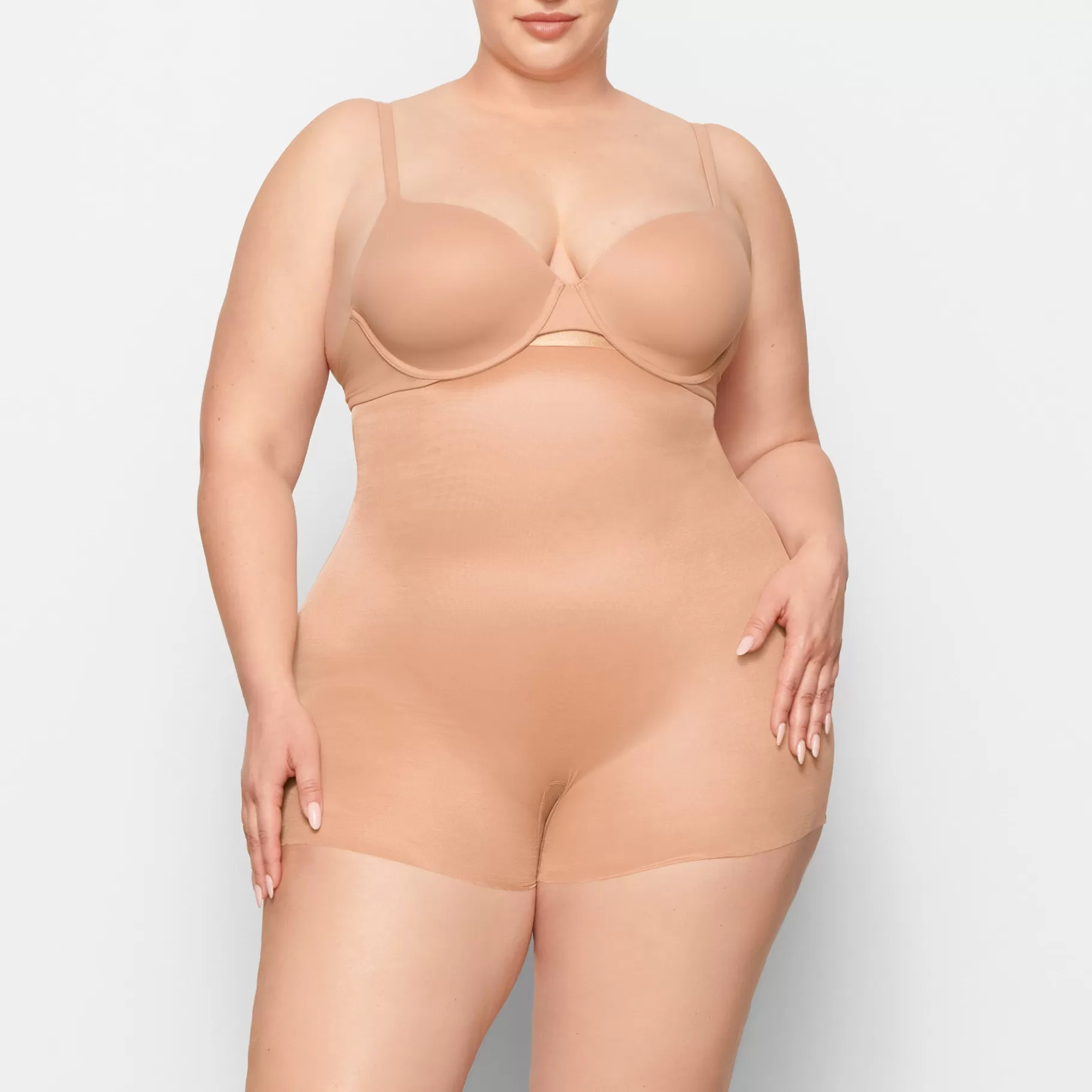 Skims shapewear shorts & leggings*BARELY THERE HIGH-WAISTED SHORTIE | CLAY