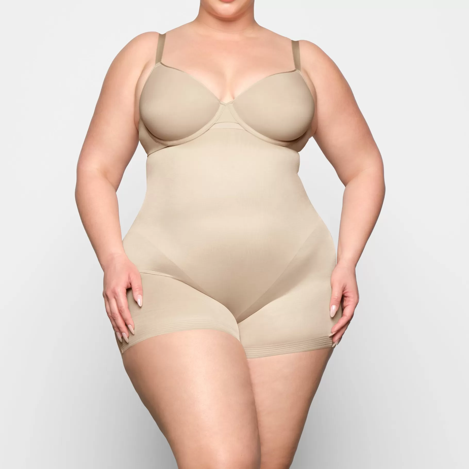 Skims shapewear shorts & leggings*BARELY THERE HIGH-WAISTED SHORTIE | SAND