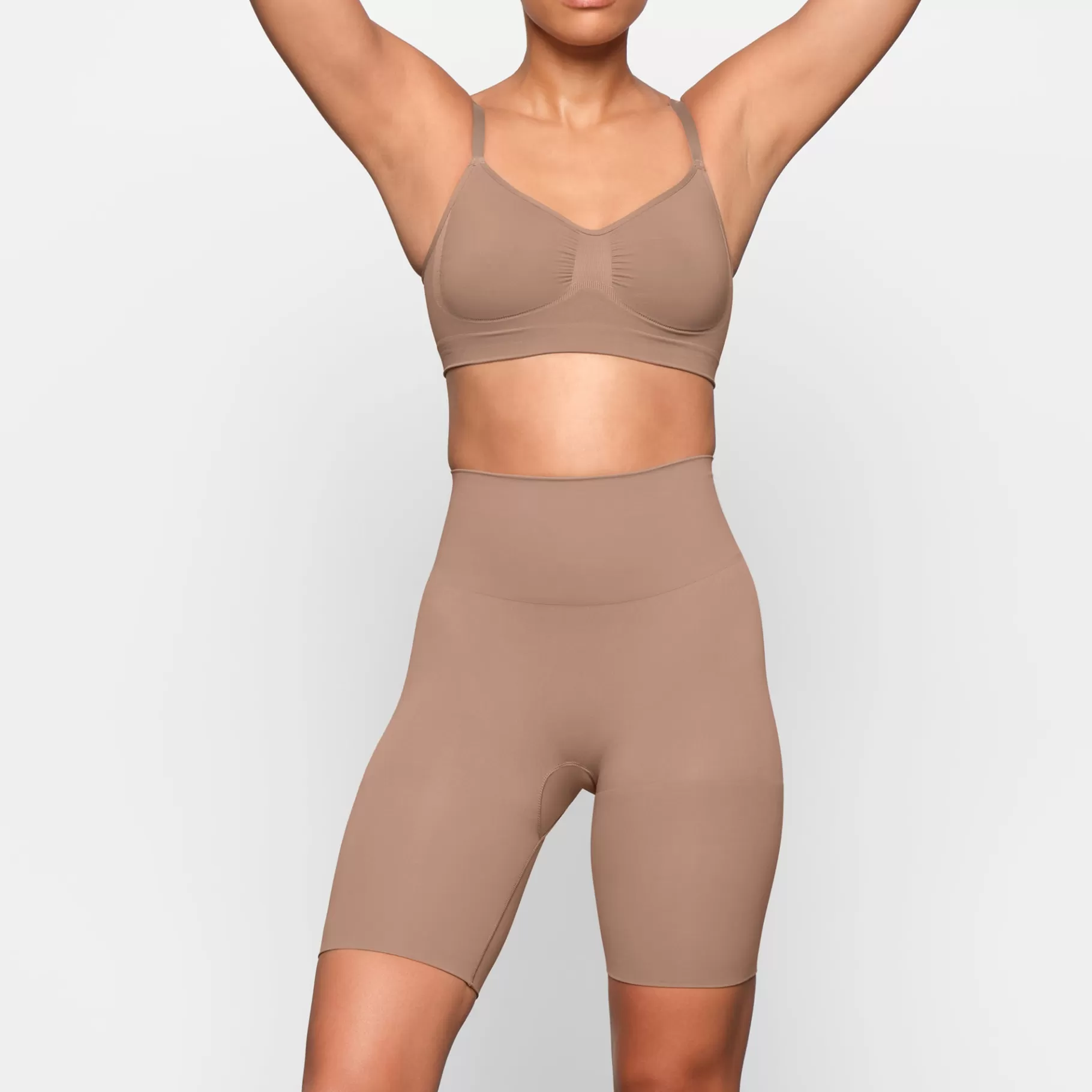 Skims seamless sculpt*BUTT ENHANCING SHORT | SIENNA