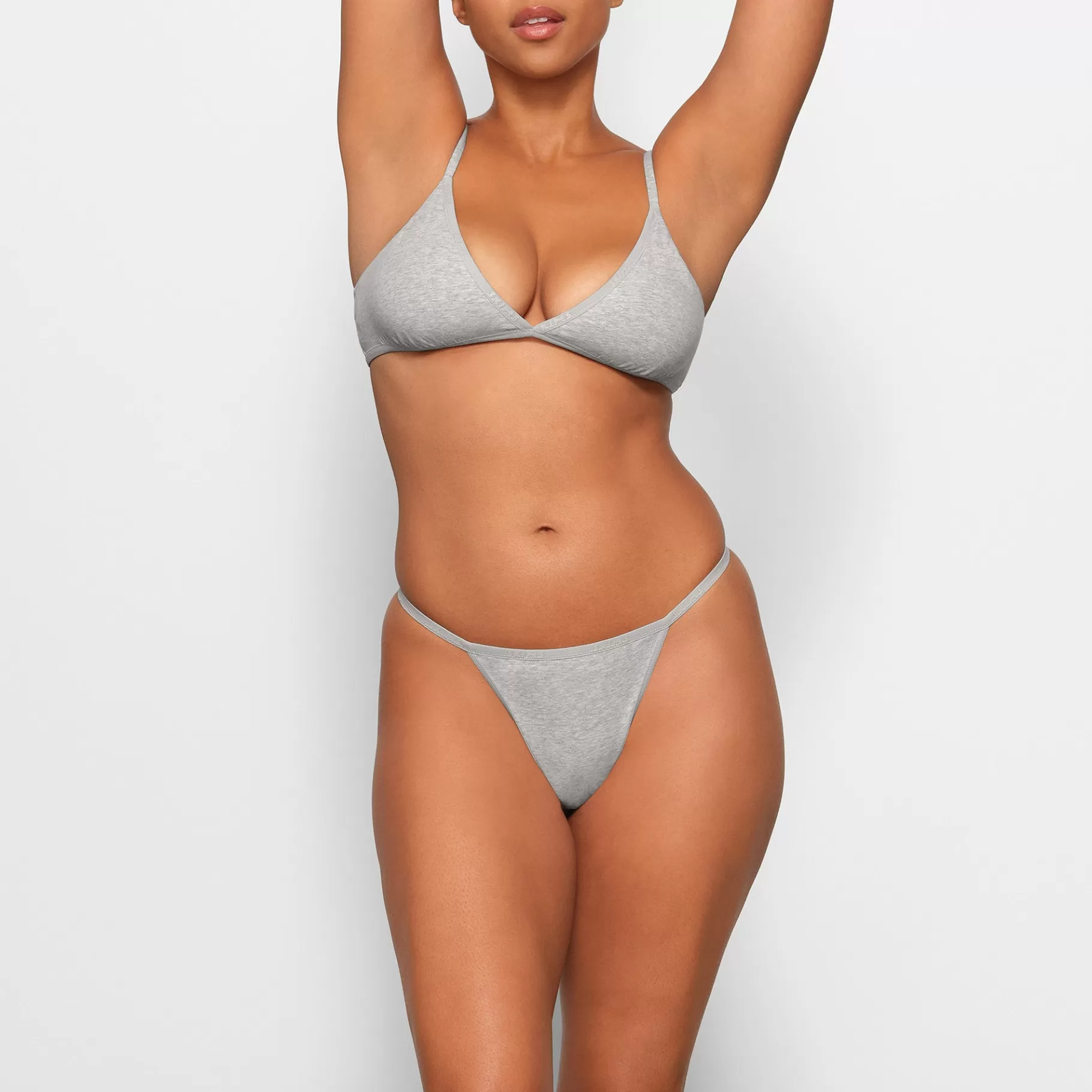 Skims minimum*COTTON LOGO STRING THONG | LIGHT HEATHER GREY LIGHT+HEATHER+GREY