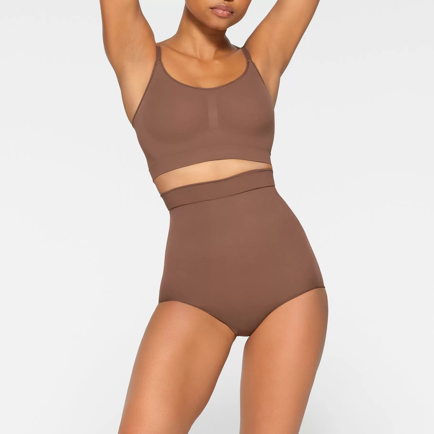 Skims shapewear bras*EVERYDAY SCULPT BRALETTE | JASPER