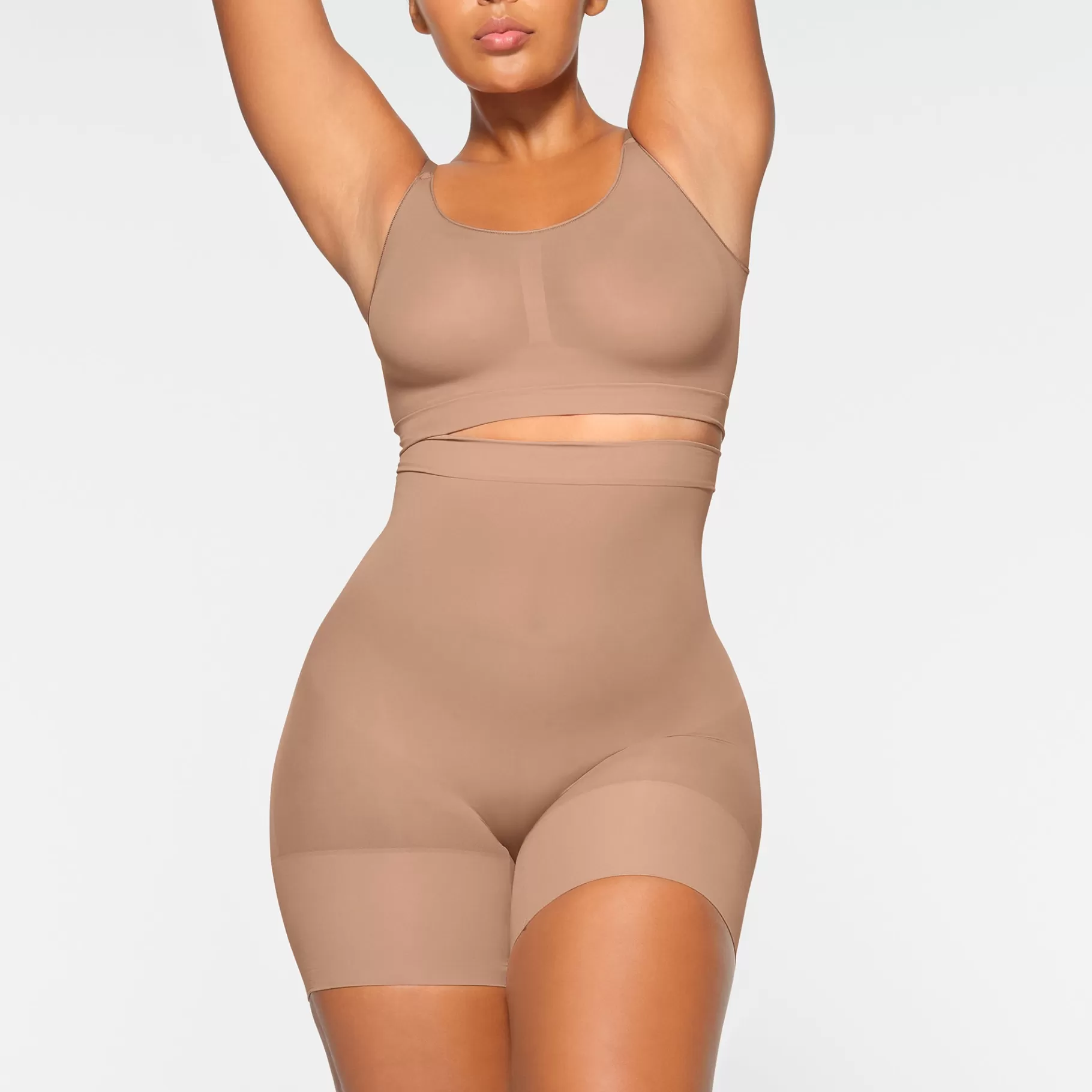 Skims shapewear shorts & leggings*EVERYDAY SCULPT HIGH-WAISTED MID THIGH SHORT | SIENNA