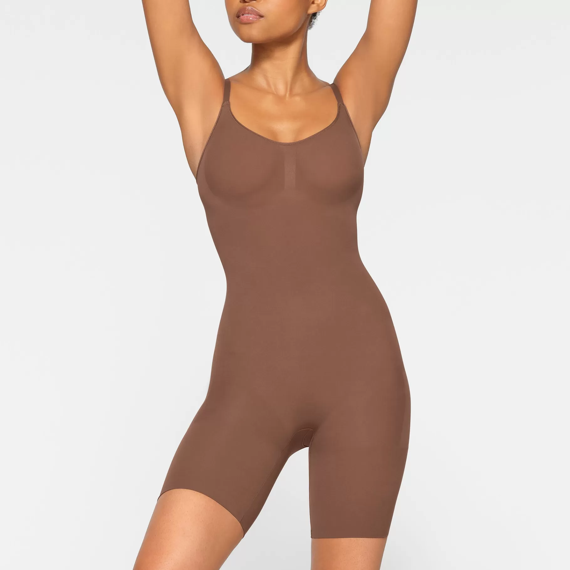 Skims shapewear bodysuits*EVERYDAY SCULPT MID THIGH BODYSUIT | JASPER