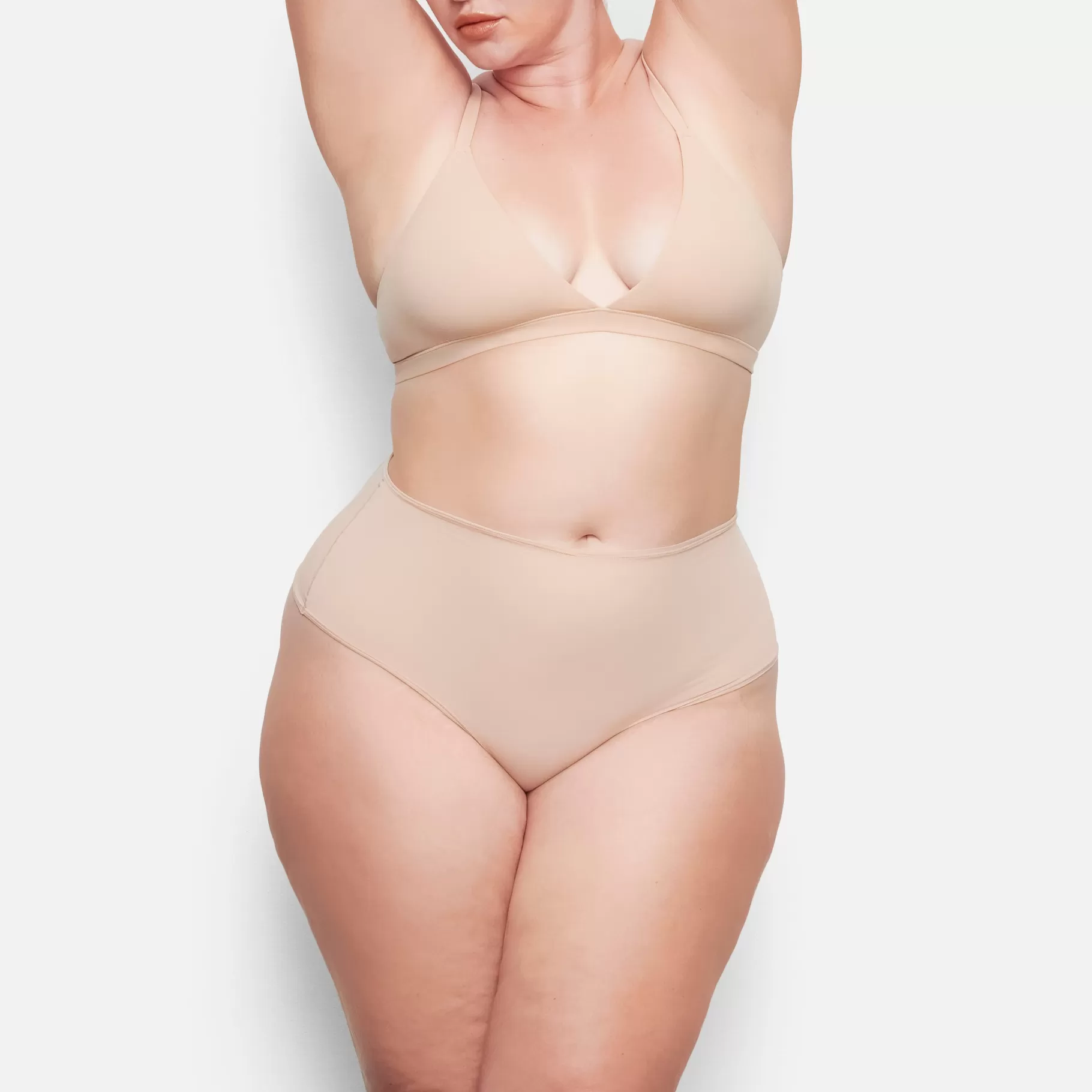 Skims fits everybody*FITS EVERYBODY HIGH-WAISTED THONG | MICA