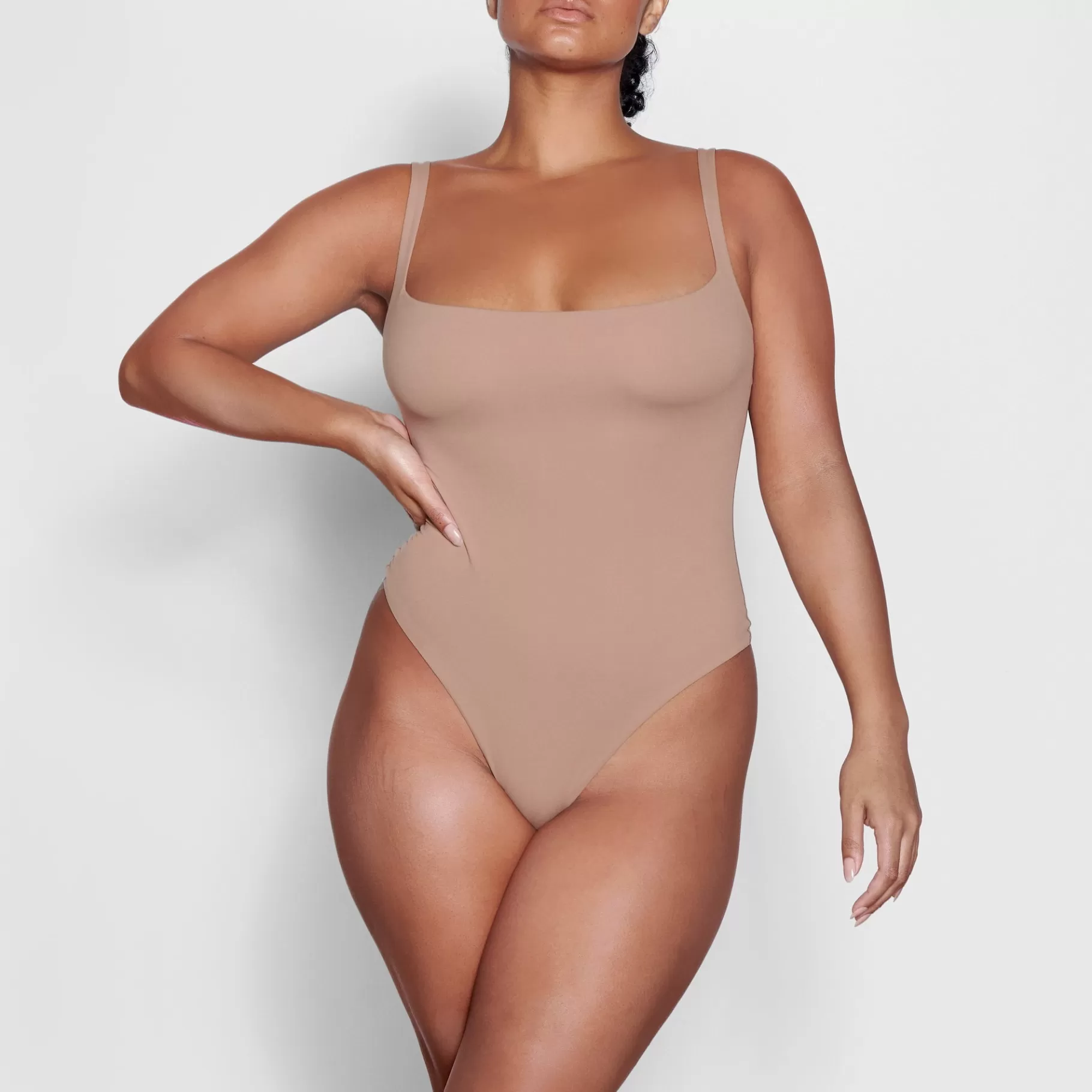 Skims bodysuits*FITS EVERYBODY SQUARE NECK BODYSUIT | SIENNA