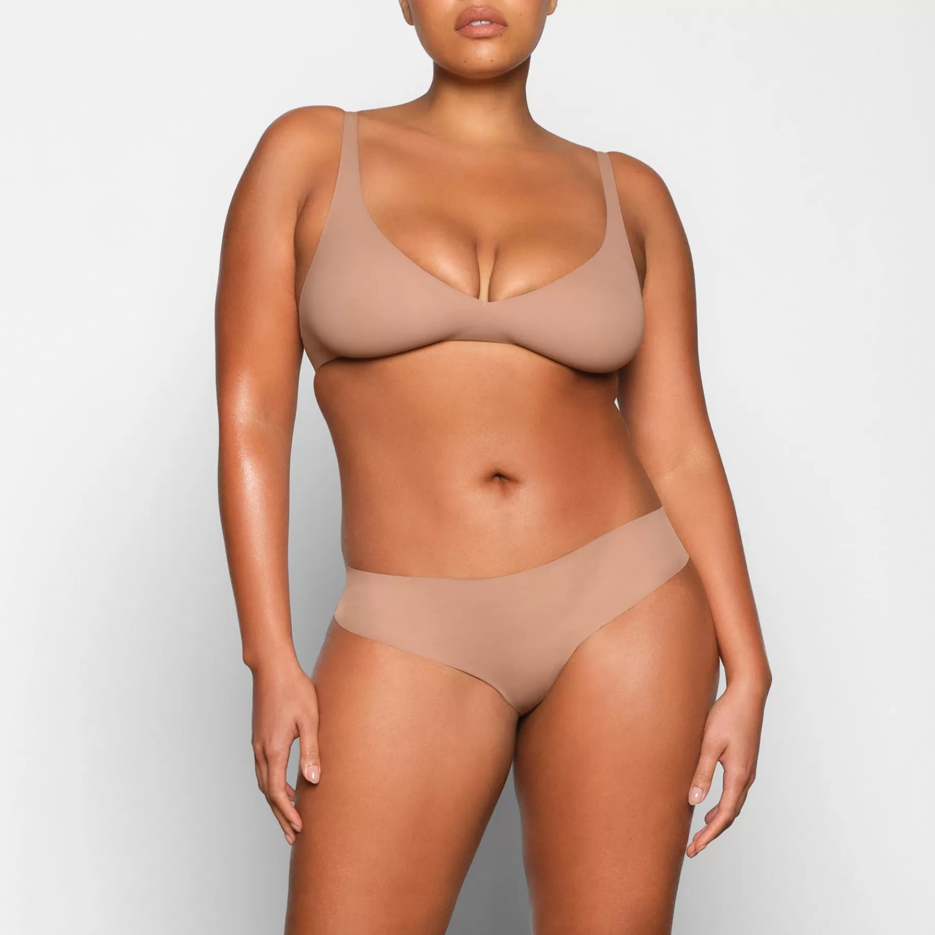 Skims plunge*NAKED PLUNGE BRALETTE | SIENNA