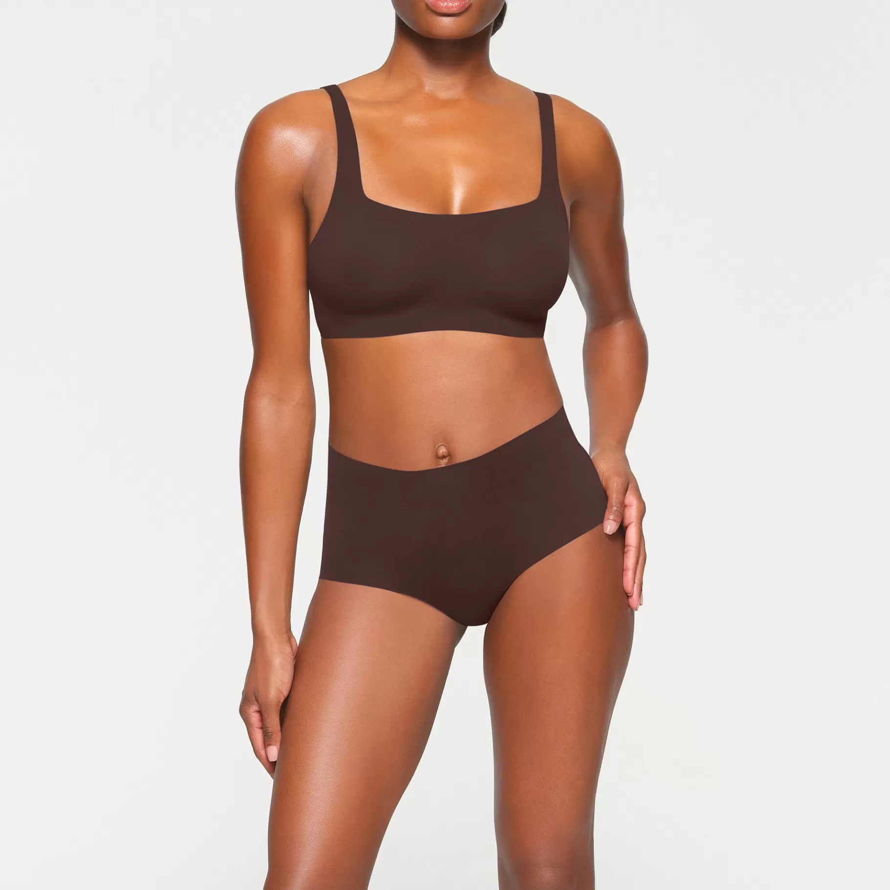 Skims scoop*NAKED SCOOP BRALETTE | ESPRESSO