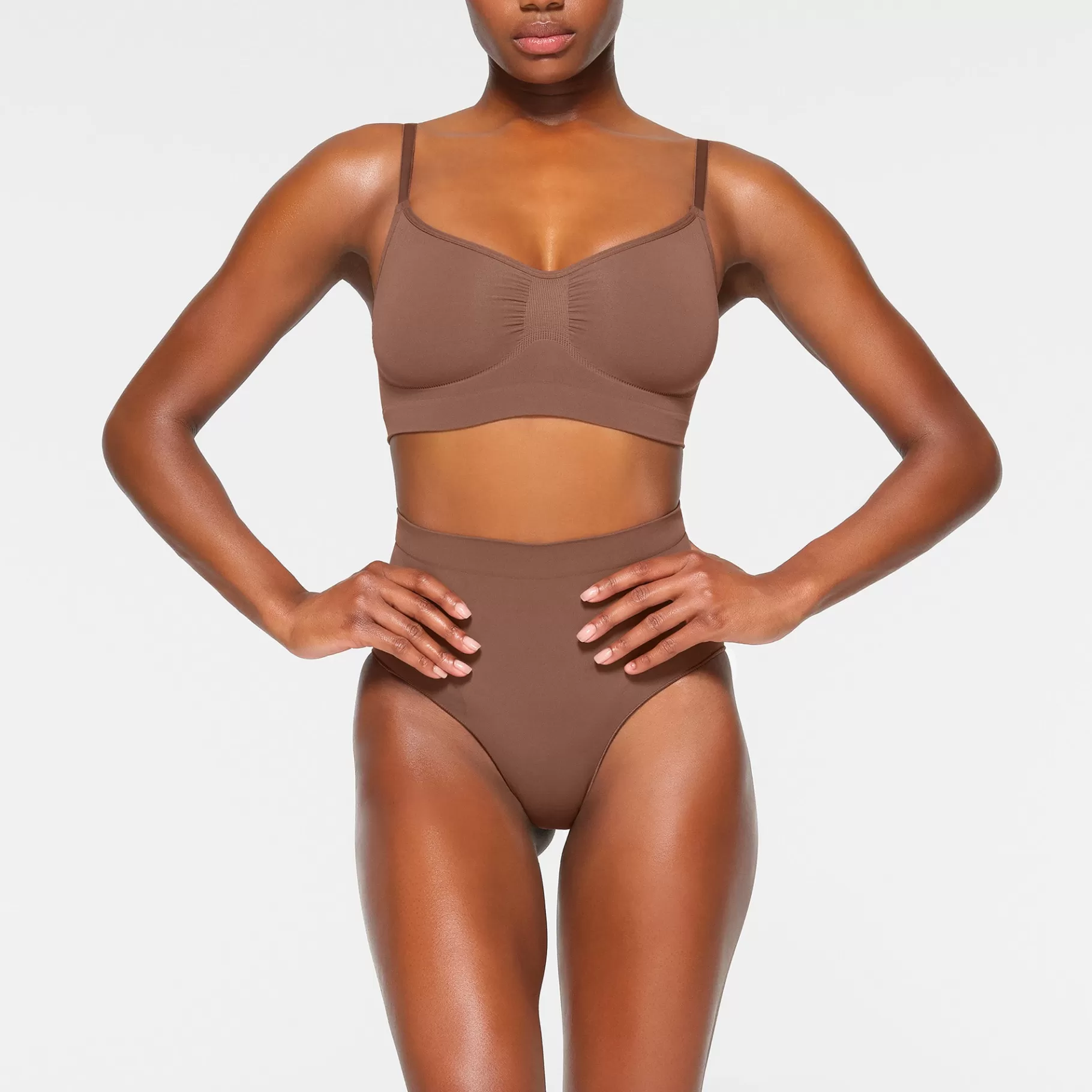 Skims seamless sculpt*SEAMLESS SCULPT BRALETTE | JASPER