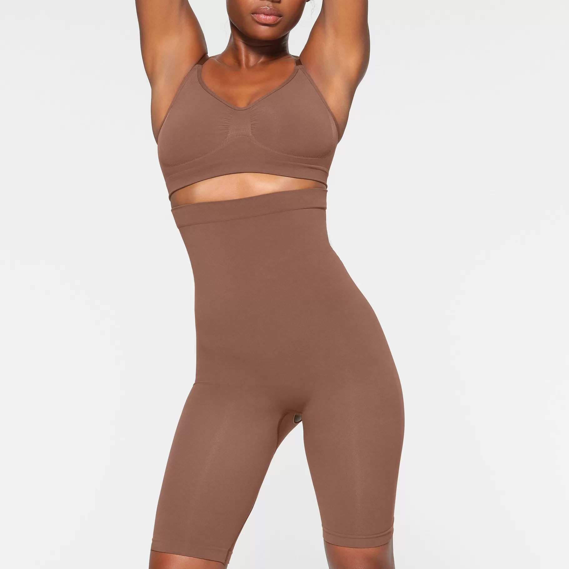 Skims shapewear shorts & leggings*SEAMLESS SCULPT HIGH-WAISTED ABOVE THE KNEE SHORT | JASPER