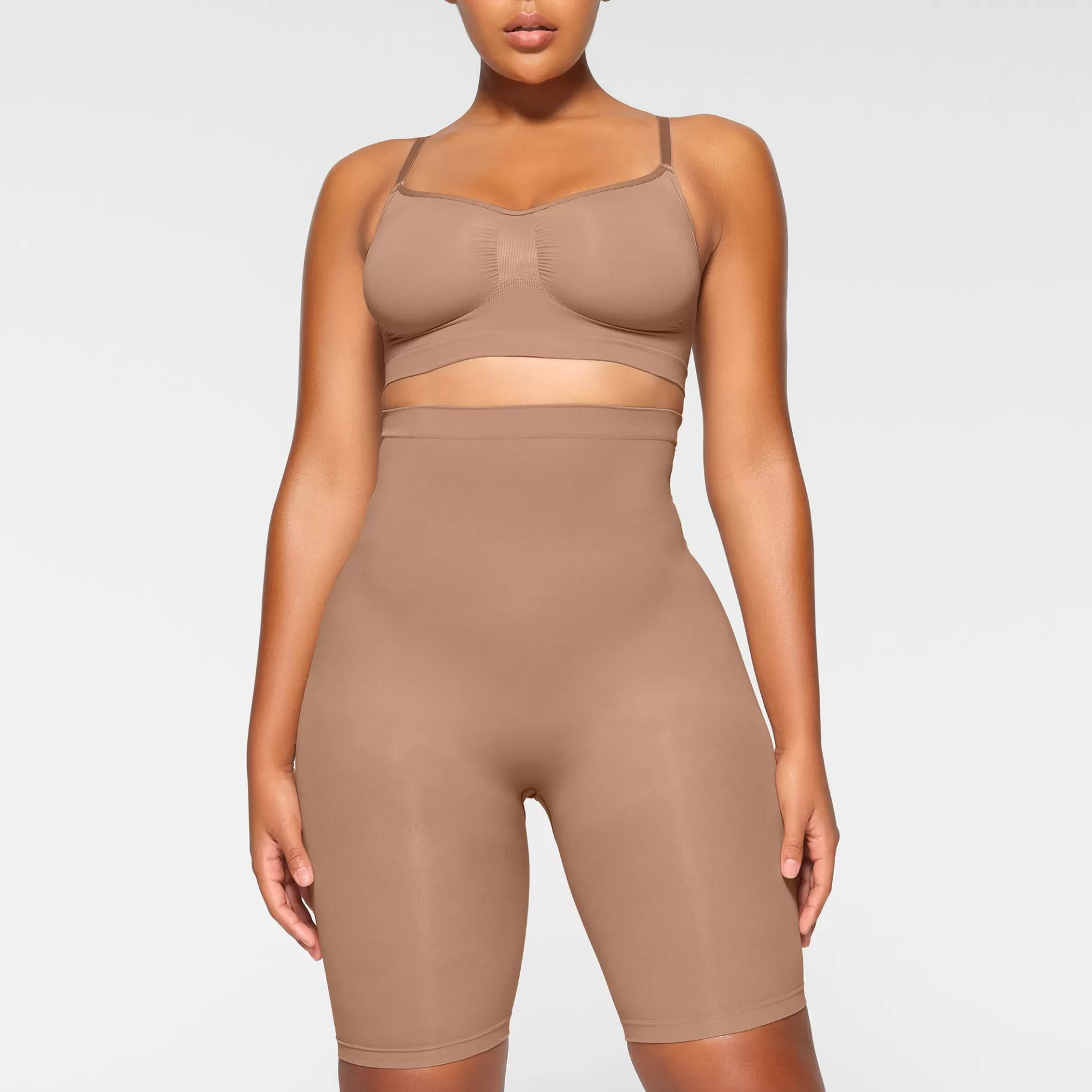 Skims seamless sculpt*SEAMLESS SCULPT HIGH-WAISTED ABOVE THE KNEE SHORT | SIENNA