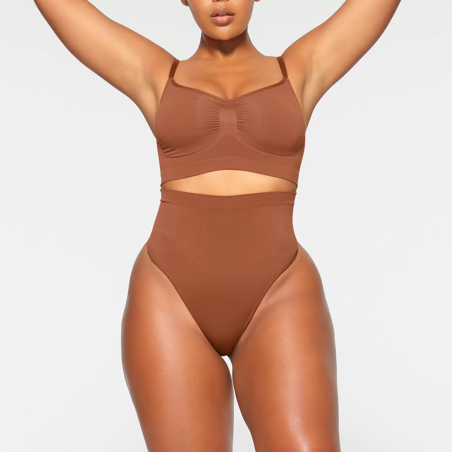 Skims shaping underwear*SEAMLESS SCULPT HIGH-WAISTED THONG | BRONZE