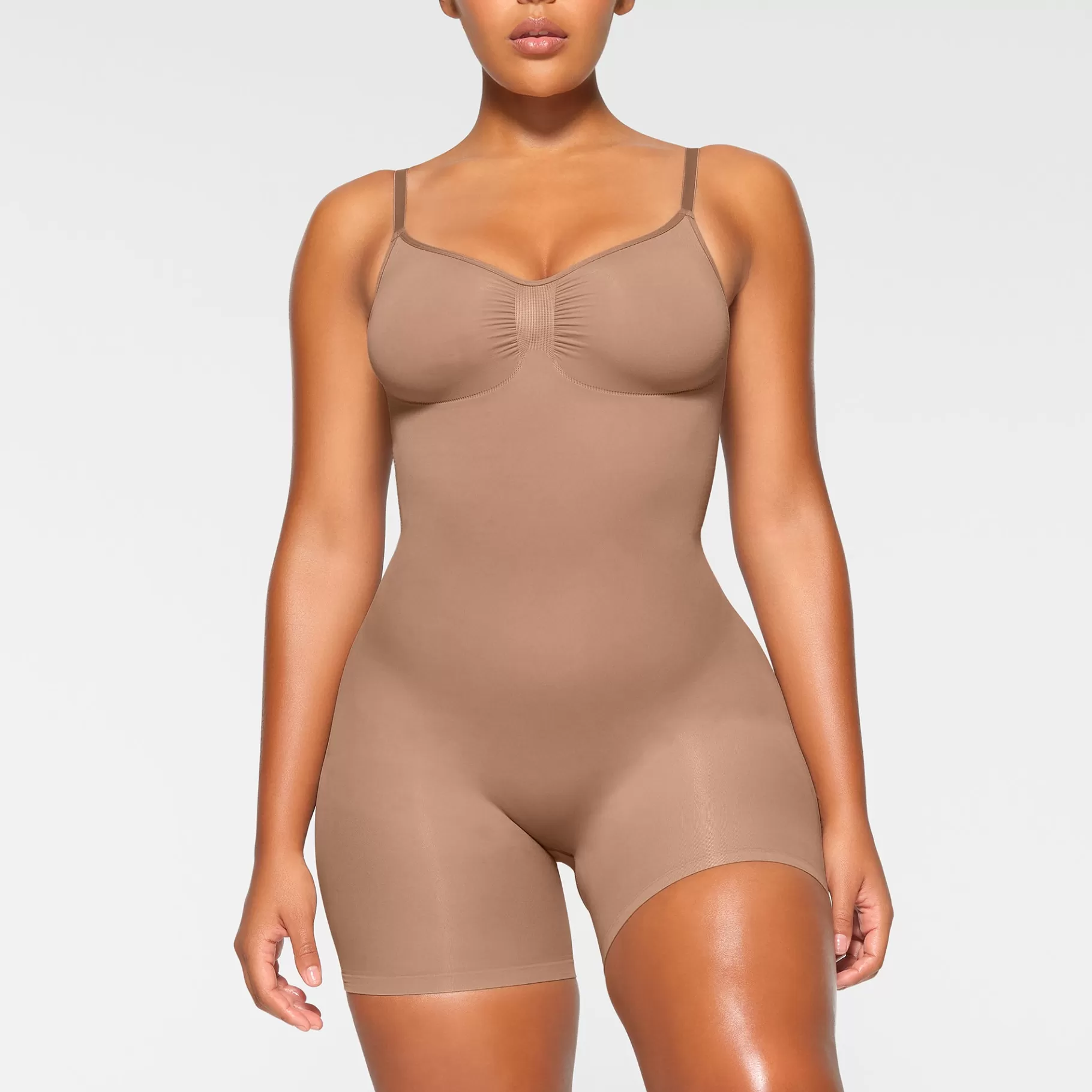 Skims seamless sculpt*SEAMLESS SCULPT MID THIGH BODYSUIT | SIENNA