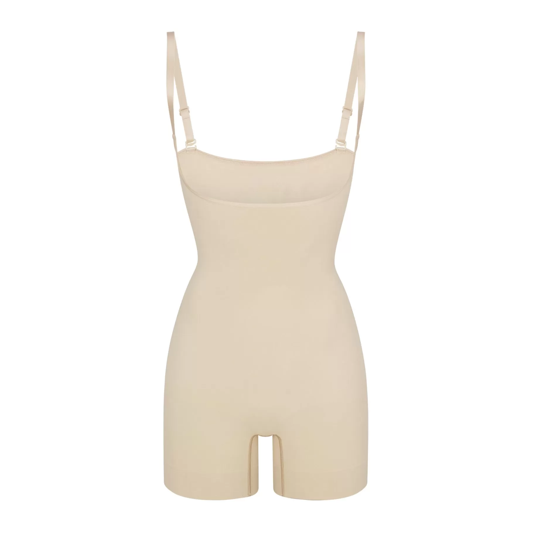 Skims seamless sculpt*SEAMLESS SCULPT OPEN BUST SHORTIE BODYSUIT | SAND