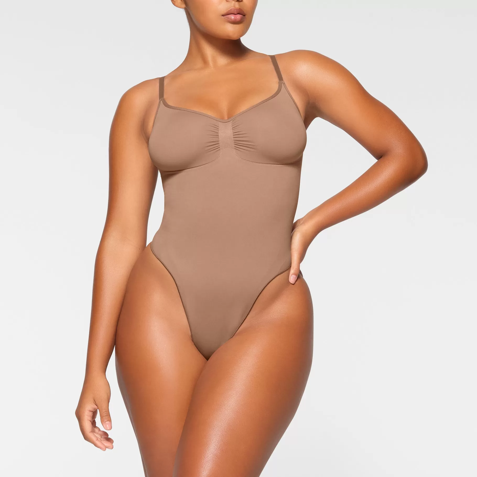 Skims kim's picks*SEAMLESS SCULPT THONG BODYSUIT | SIENNA