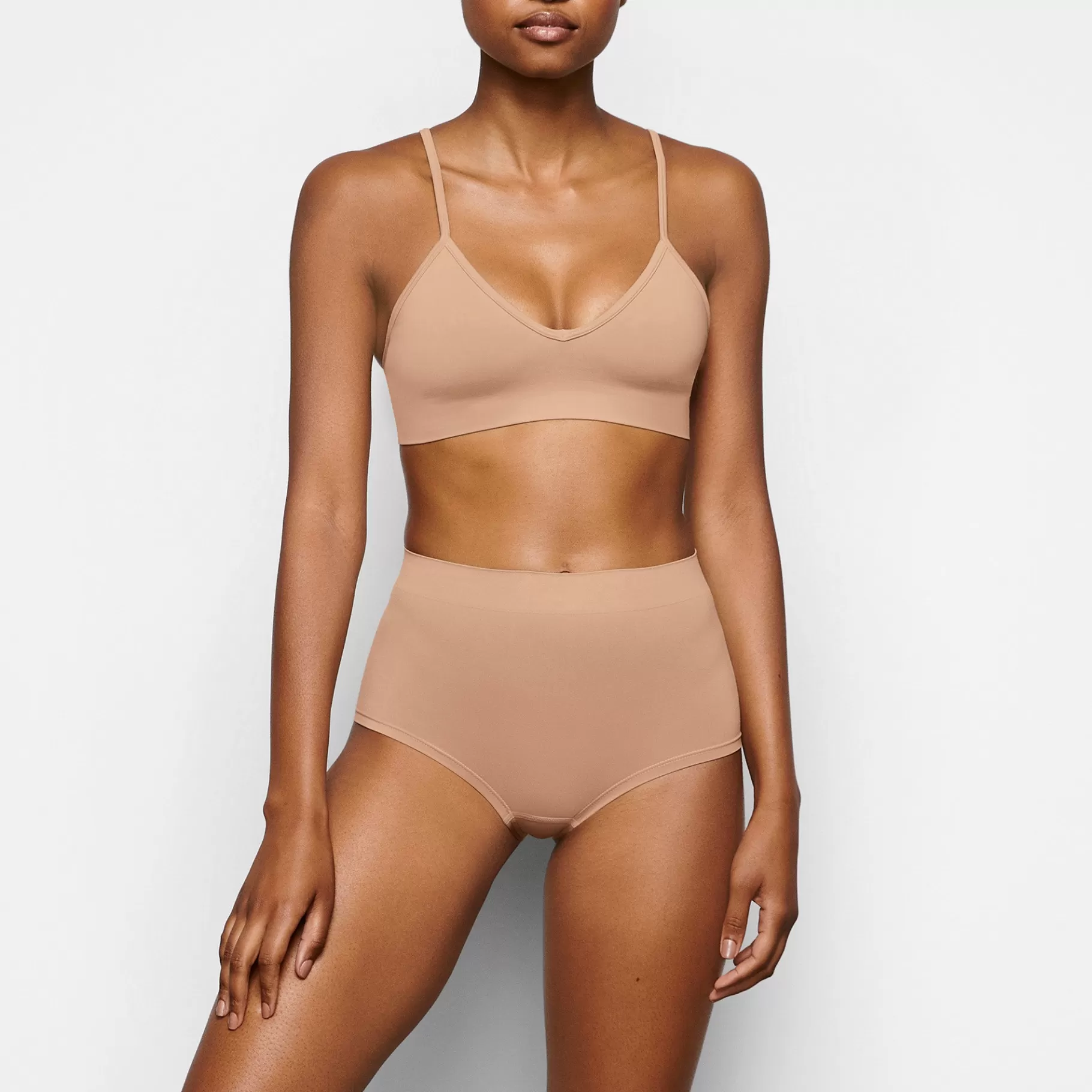 Skims boy shorts*SOFT SMOOTHING SEAMLESS BOY SHORT | OCHRE