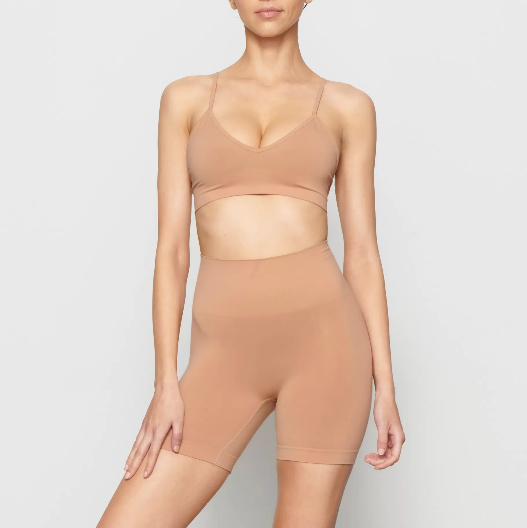 Skims shorts*SOFT SMOOTHING SEAMLESS SHORT | OCHRE