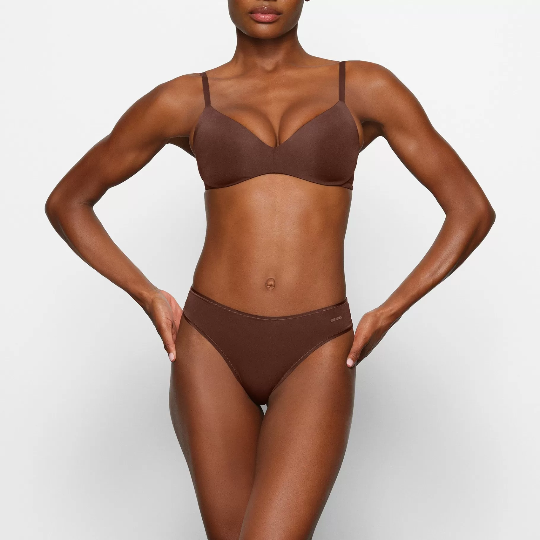 Skims push-up*WIRELESS FORM PUSH-UP PLUNGE BRA | COCOA